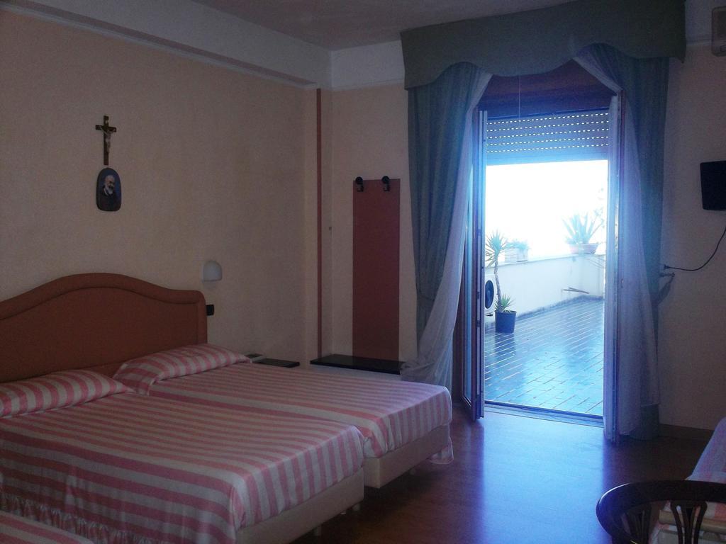 Hotel Gaggiano San Giovanni Rotondo Pokój zdjęcie